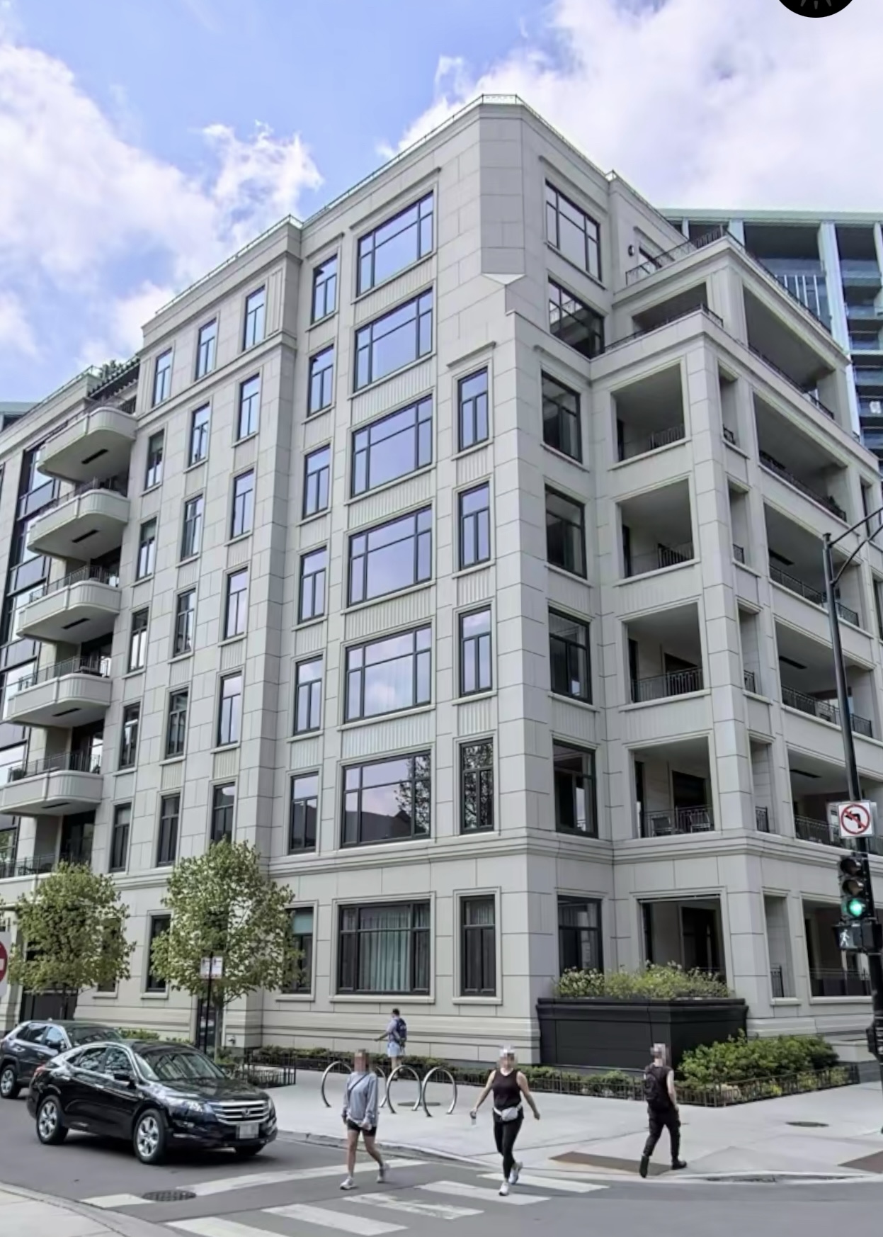 2350 The Orchard Building Condos for Sale Chicago, IL