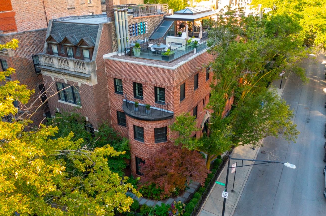 Gold Coast Chicago Homes for Sale